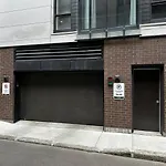 Initial / Fleuriste +Parking / Centre-ville Qc