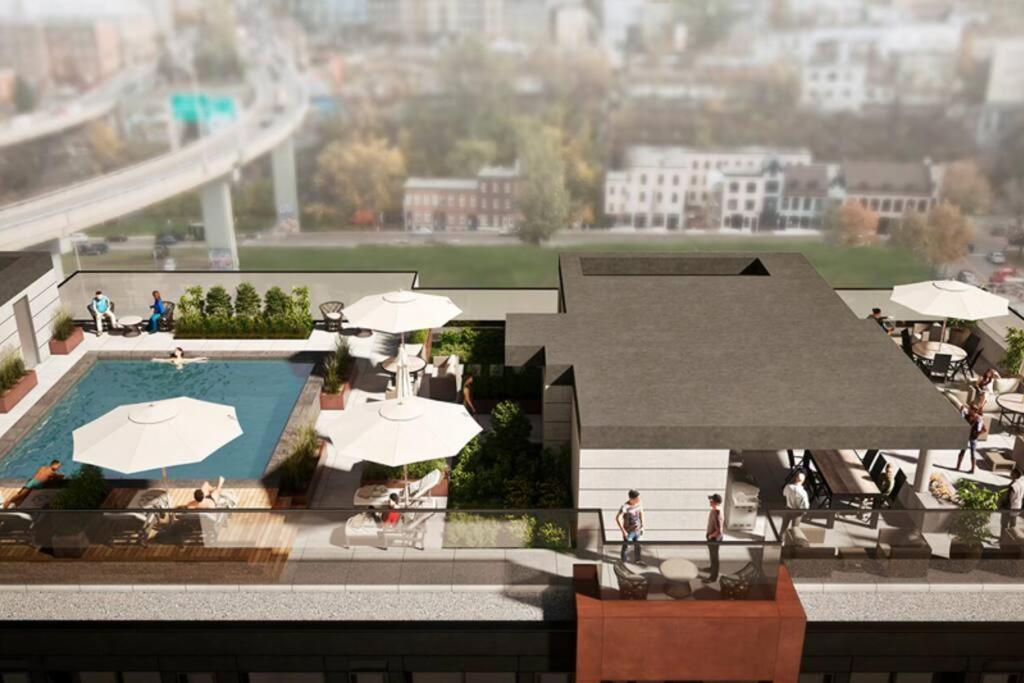 Initial / Fleuriste +parking / Centre-ville Qc *